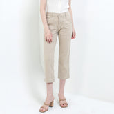 CDL Celana Pendek Slim Fit Wanita P0017F05E